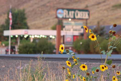 Flat Creek Inn sign